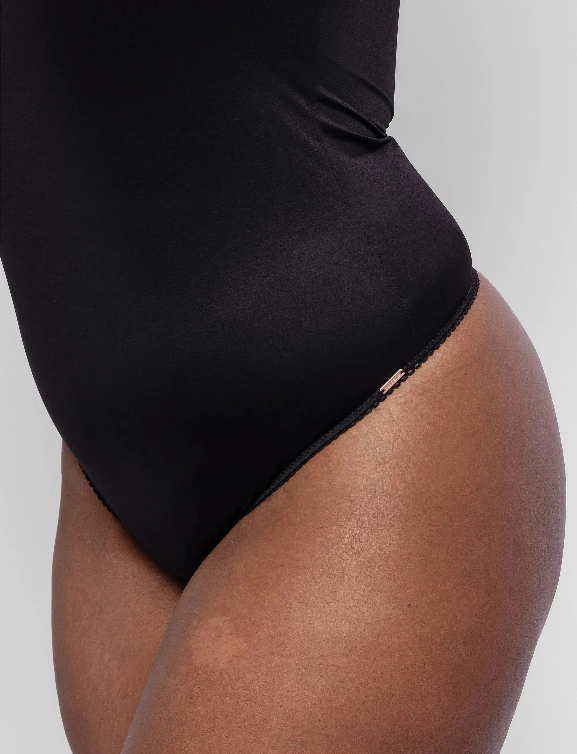 Боді Origins-shiny micro black FXBS0027MI127 Dorina