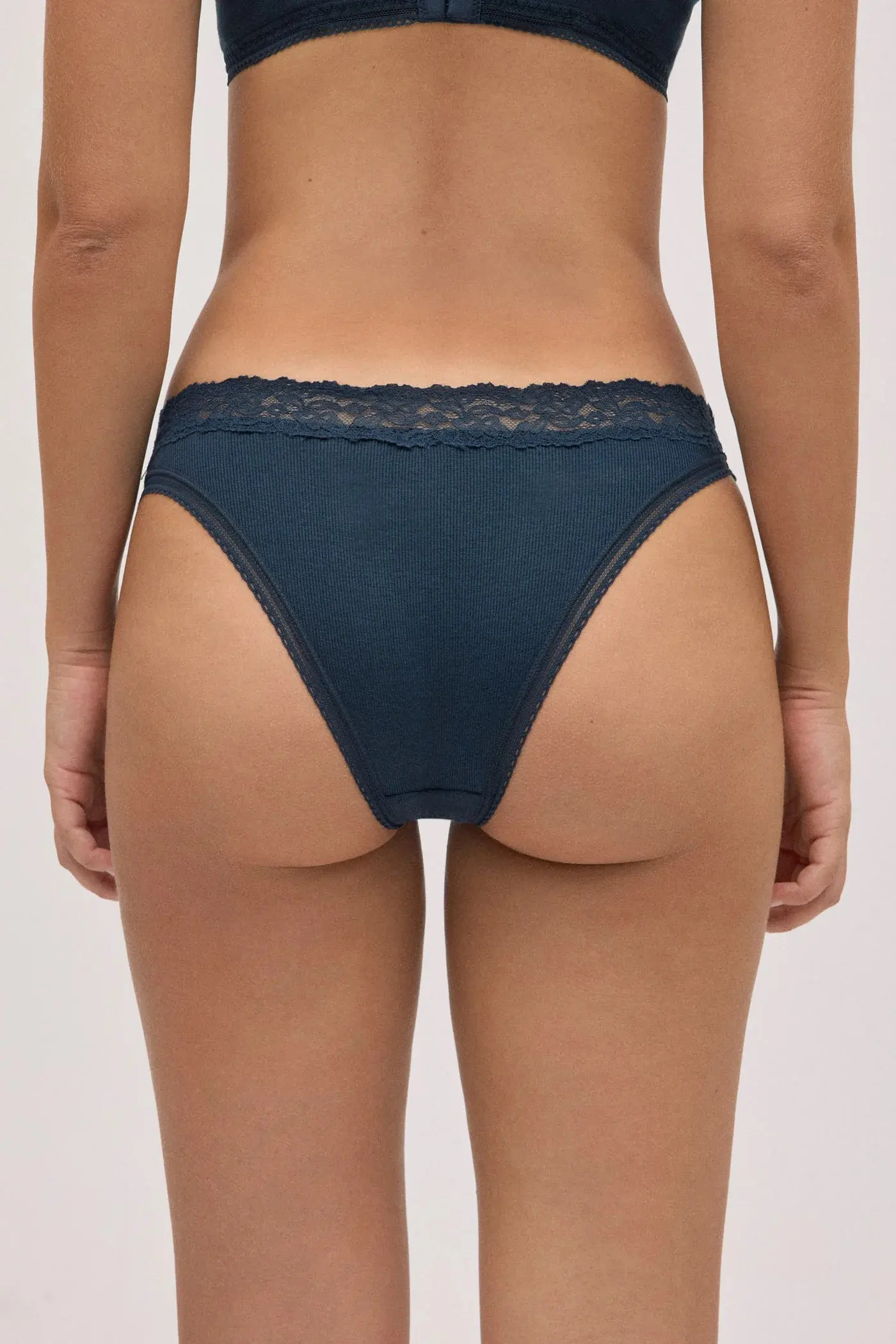 Труси shadow blue 10764 Ysabel Mora